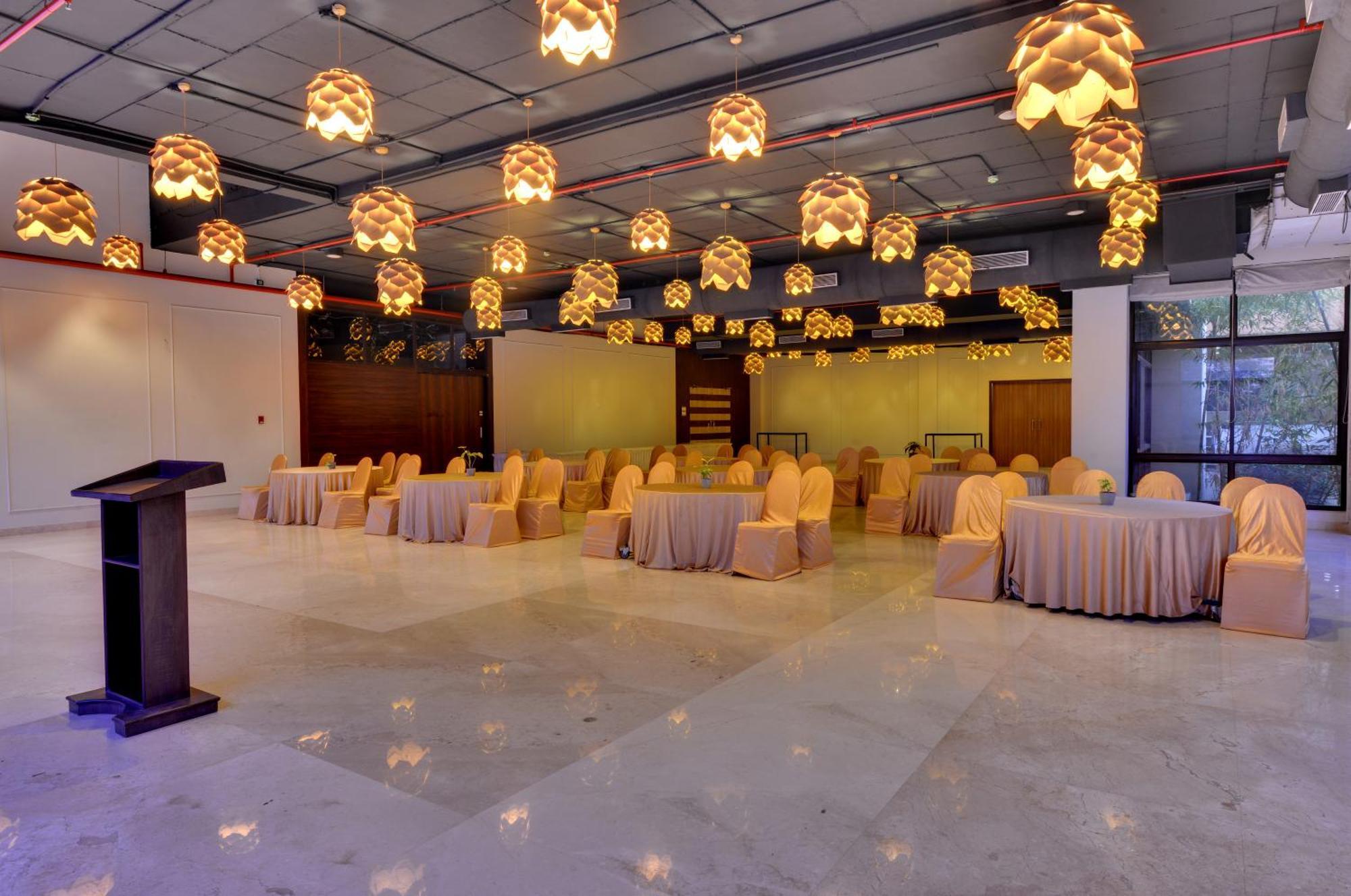 The Fern Residency, Vadgaon - Talegaon, Pune Buitenkant foto