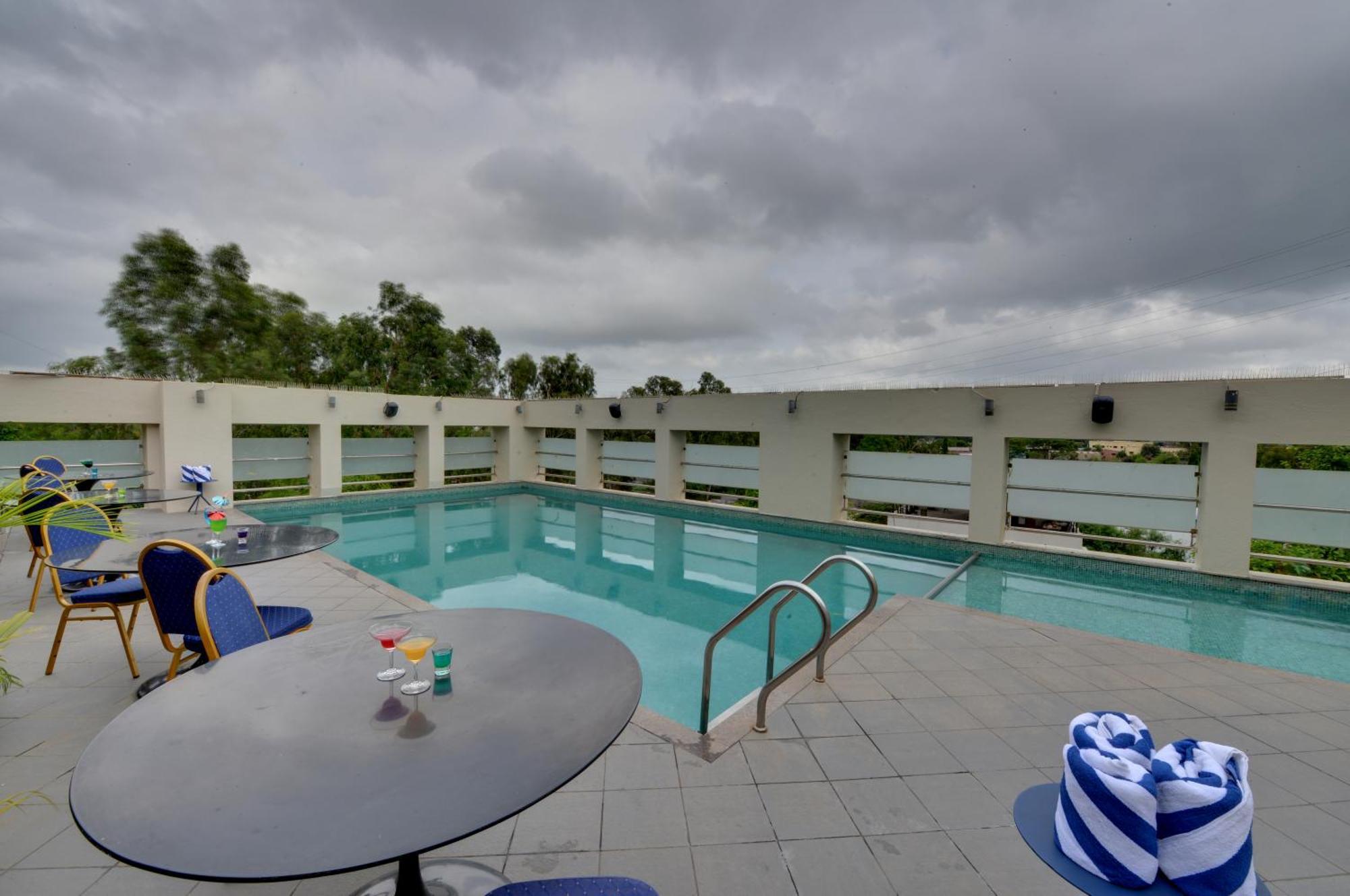 The Fern Residency, Vadgaon - Talegaon, Pune Buitenkant foto