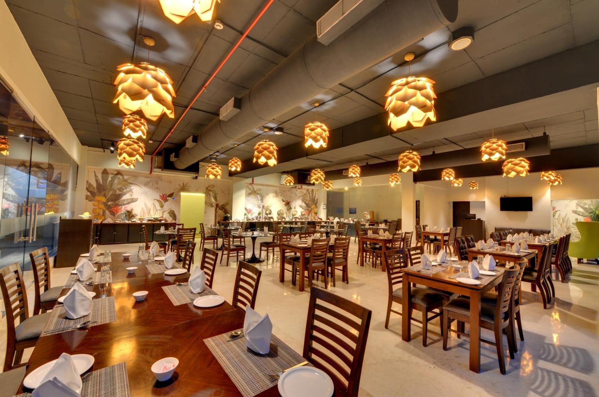 The Fern Residency, Vadgaon - Talegaon, Pune Buitenkant foto