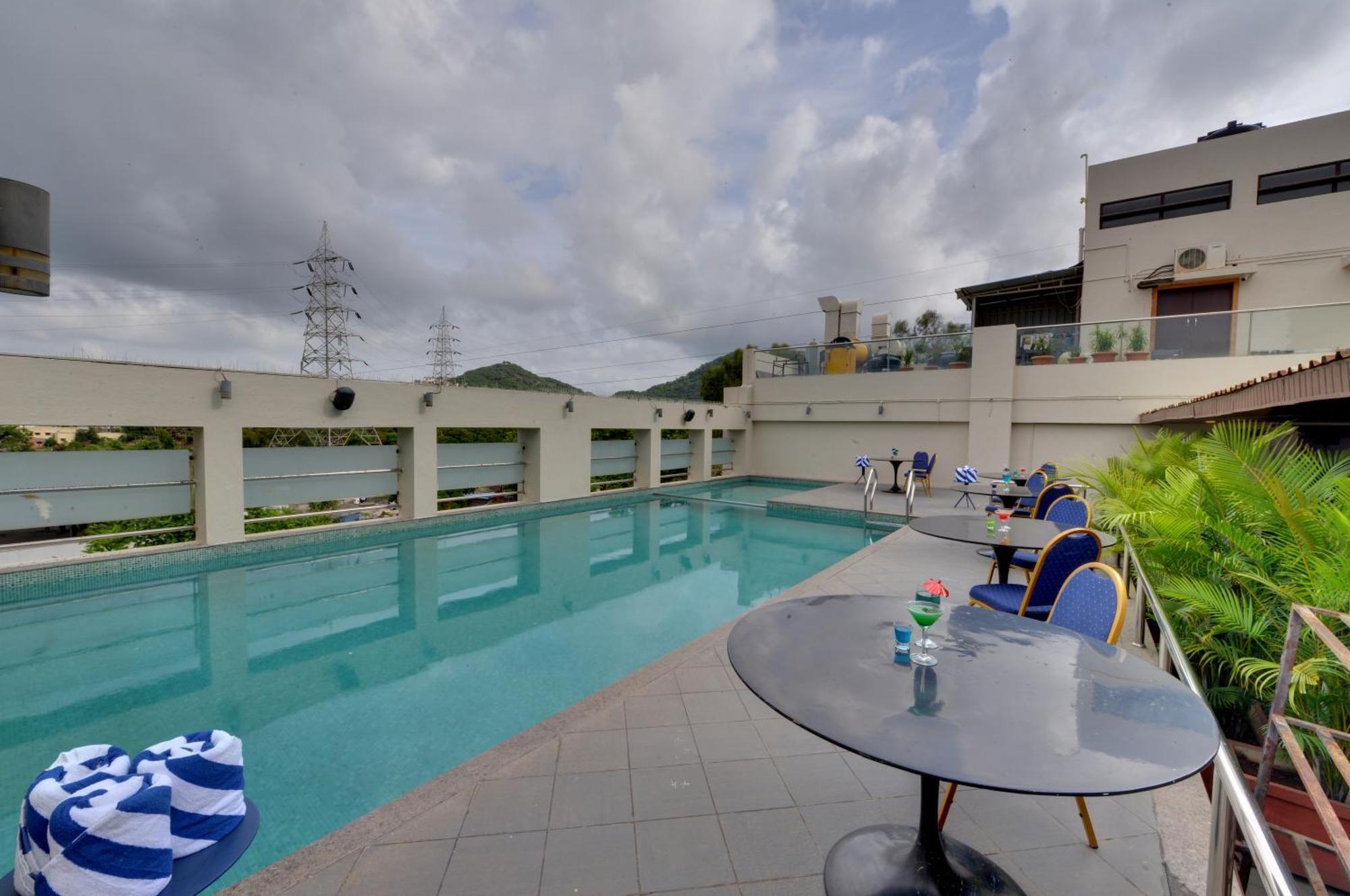The Fern Residency, Vadgaon - Talegaon, Pune Buitenkant foto