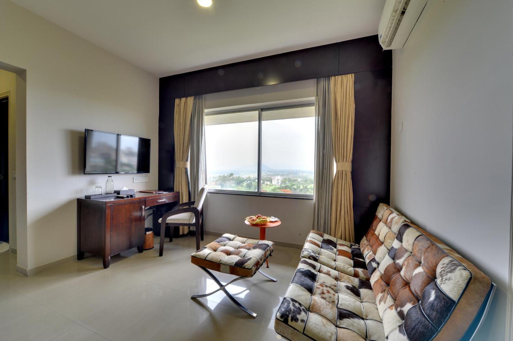 The Fern Residency, Vadgaon - Talegaon, Pune Buitenkant foto