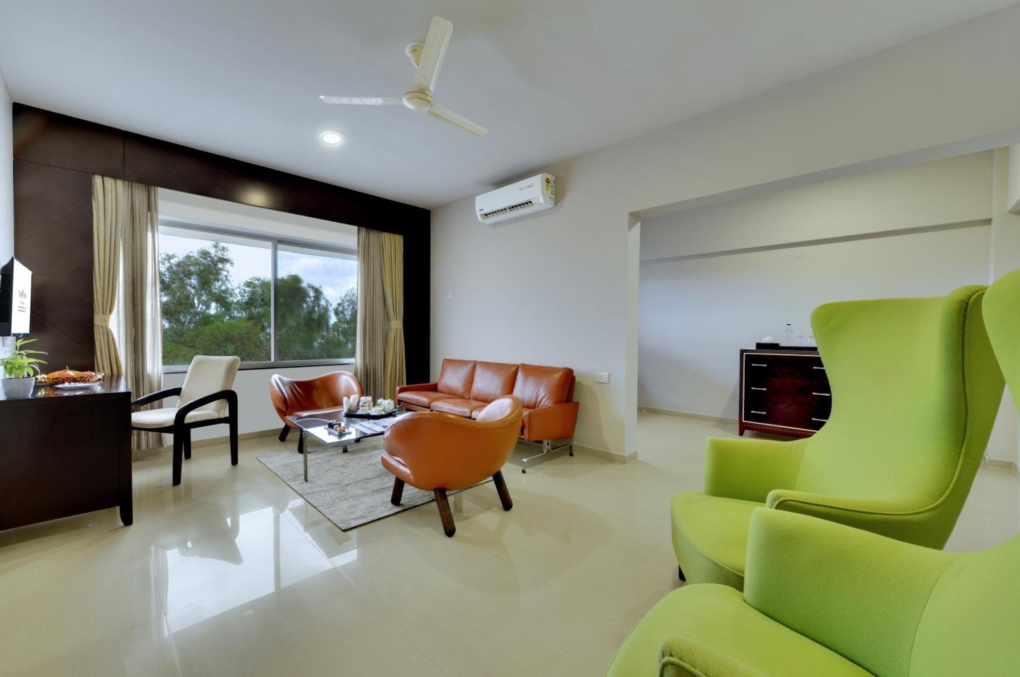 The Fern Residency, Vadgaon - Talegaon, Pune Buitenkant foto
