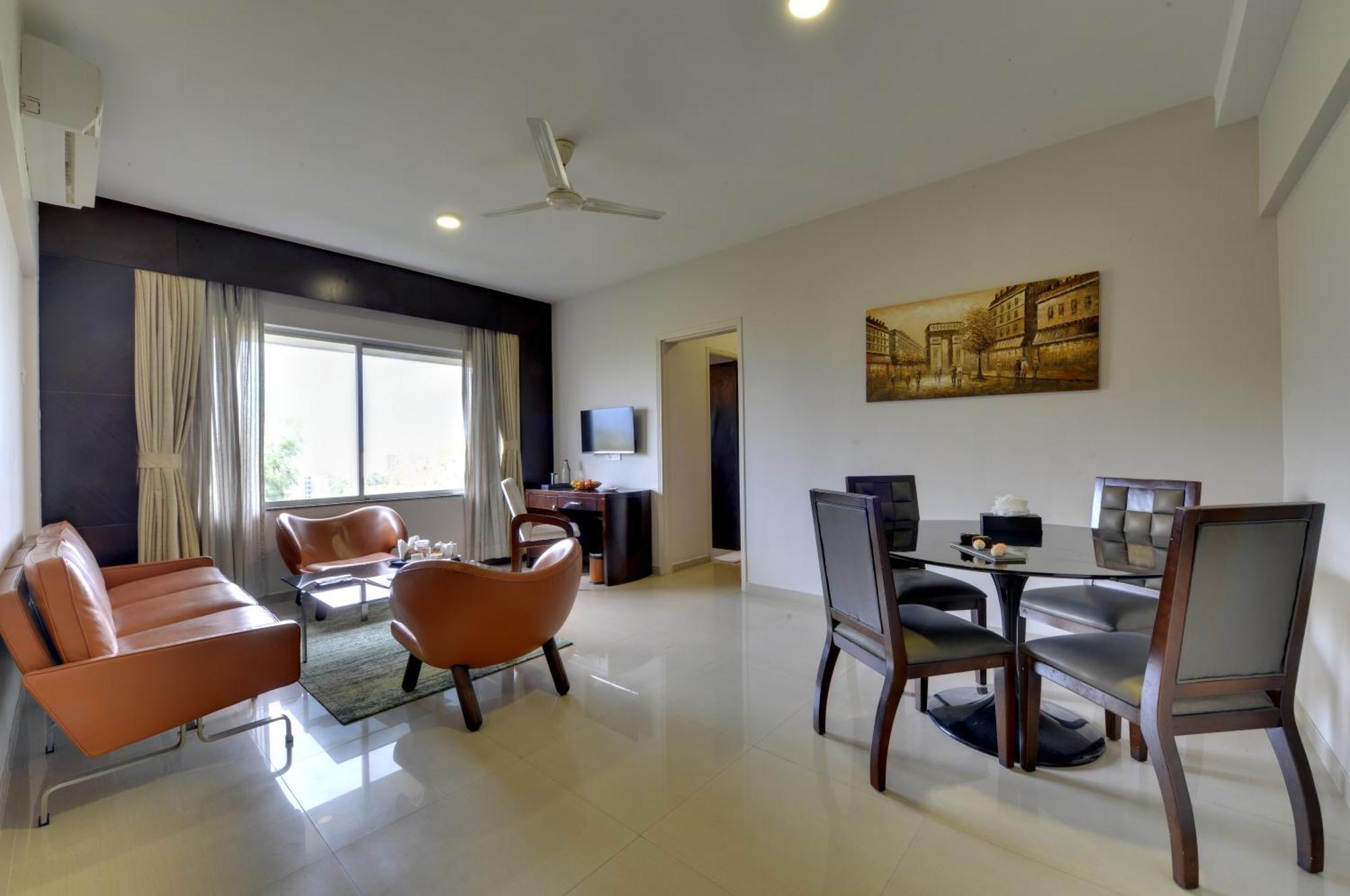 The Fern Residency, Vadgaon - Talegaon, Pune Buitenkant foto